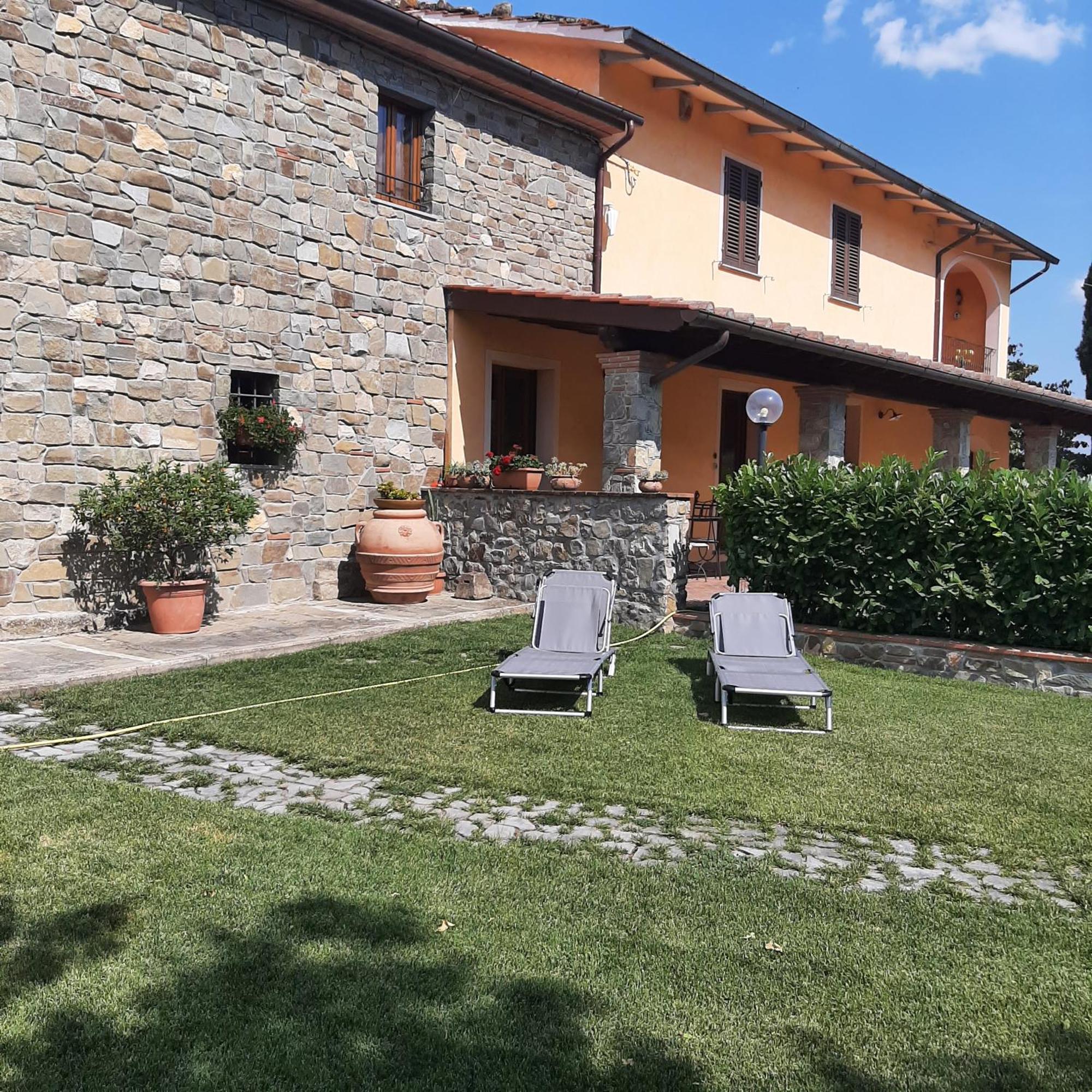 Affittacamere Il Vecchio Mandorlo Quarrata Bagian luar foto